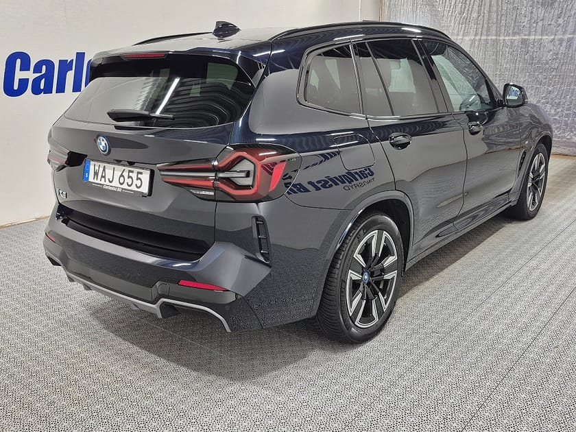 Bild 4 av BMW iX3 M-Sport 286HK Läder