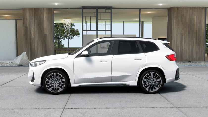 Bild 4 av BMW iX1 xDrive30 M Sport Business Ed Drag HUD DA