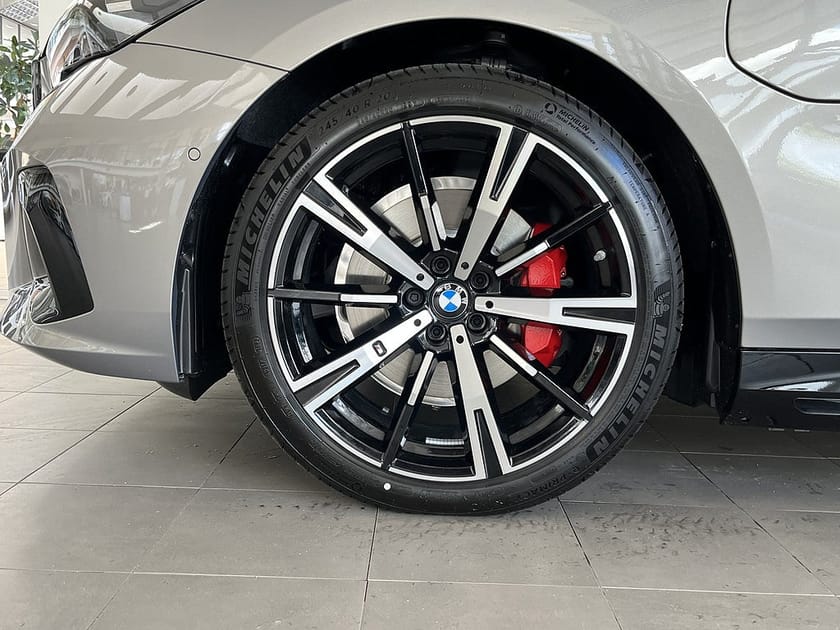 Bild 4 av BMW 530e xDrive Touring M Sport Pro Drag H/K Panorama Rattvärme