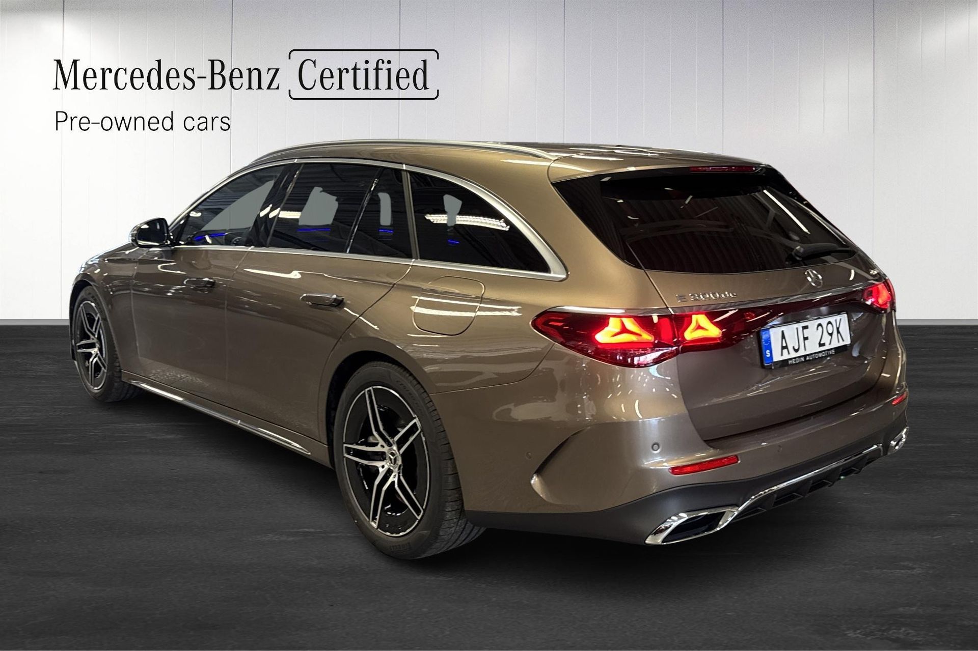 Mercedes-Benz E 300 DE 4M AMG 2026, bild 3/10