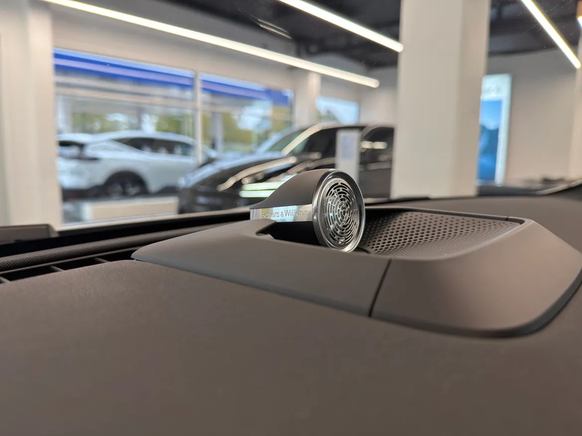 Polestar 5 Performance
