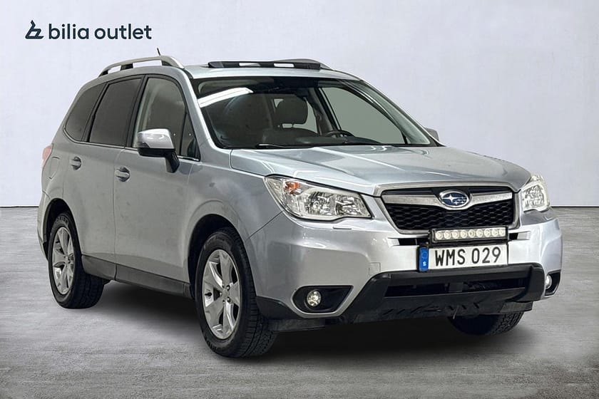 Bild 4 av Subaru Forester 2.0 4WD Lineartronic 147hk Panorama Navi Drag B-kamera