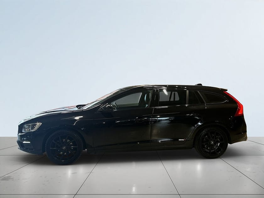 Bild 4 av Volvo V60 D3 Classic R-Design Drag Dvärme Rattvärme Navi S&V-däck
