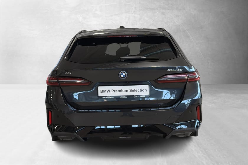 Bilde 5 av BMW i5 xDrive40 Touring Fully charged M pro Panorama krok 360 B&W