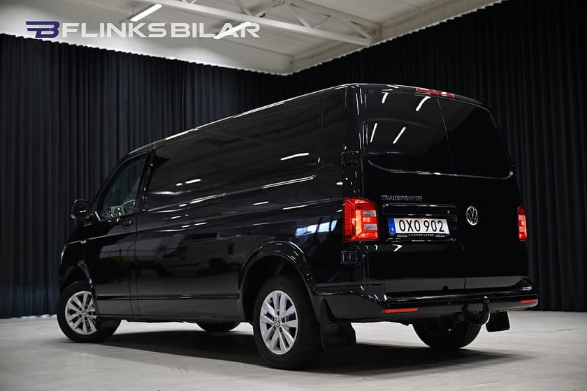 Bild 5 av Volkswagen Transporter 2.0 TDI 150HK L2 Nedlackad|Drag|Navi|PDC|Värmare