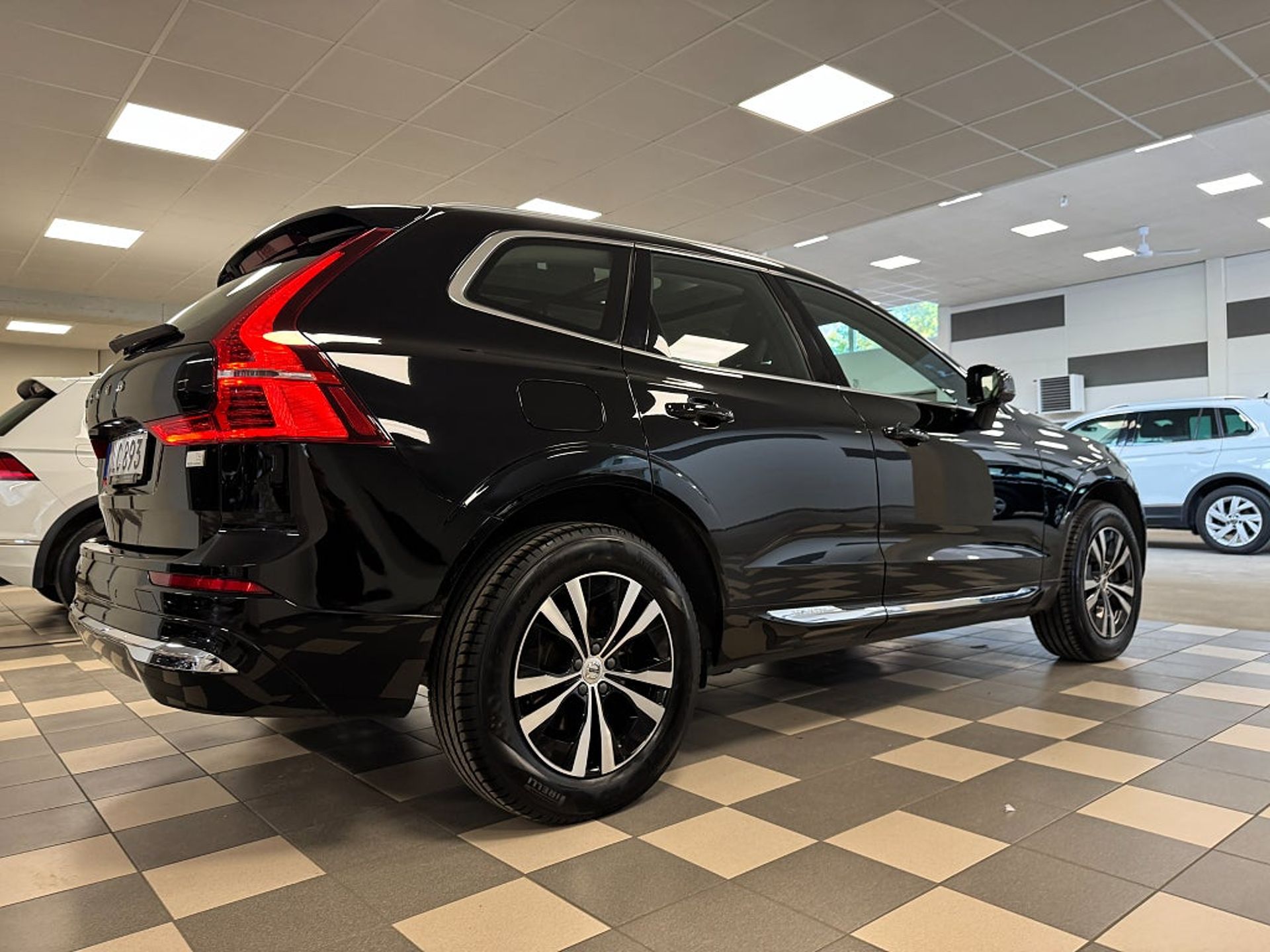 Volvo XC60 Recharge T6 AWD Helskinn 2023, bild 5/10