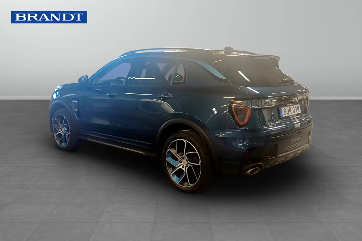 Lynk & Co 01 PHEV
