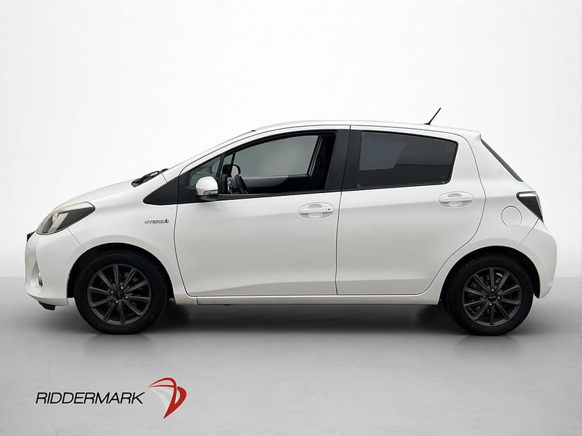 Bild 4 av Toyota Yaris Hybrid e-CVT 101hk Active Kamera Farthållare