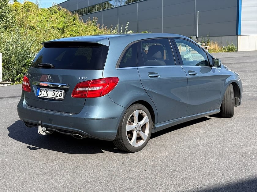 Bild 4 av Mercedes-Benz B 200 CDI BE BlueEFFICIENCY Sport Dragkrok