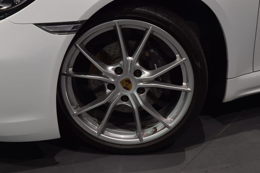 Bild 2 av Porsche 718 Cayman Manual