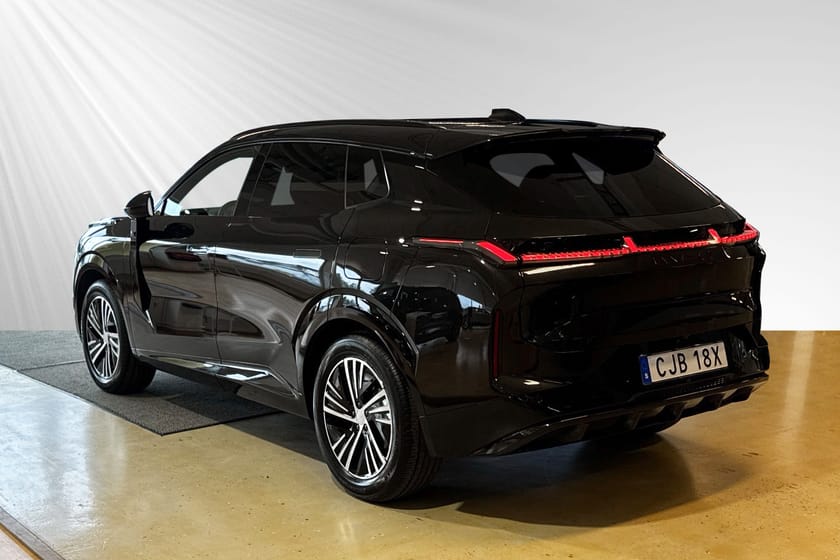 Bild 3 av Lynk & Co 08 PHEV