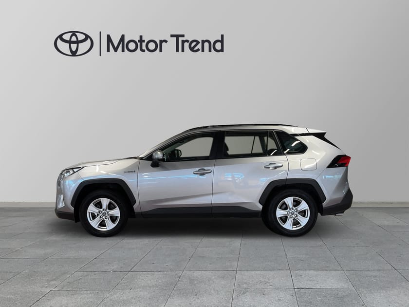 Bild 3 av Toyota RAV4 Hybrid AWD-i 2,5 ELHYBRID E-CVT ACTIVE KOMFORTPAKET