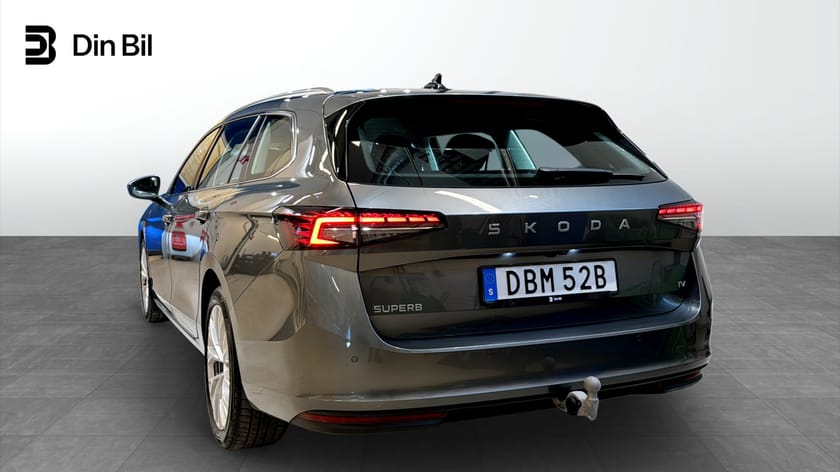Bild 3 av Škoda Superb iV Kombi Selection 1,5 TSI DSG | Drag/Navigation