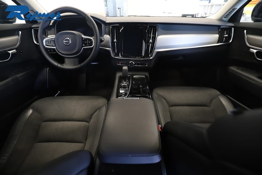 Bild 2 av Volvo V90 Recharge T6 Core Edition