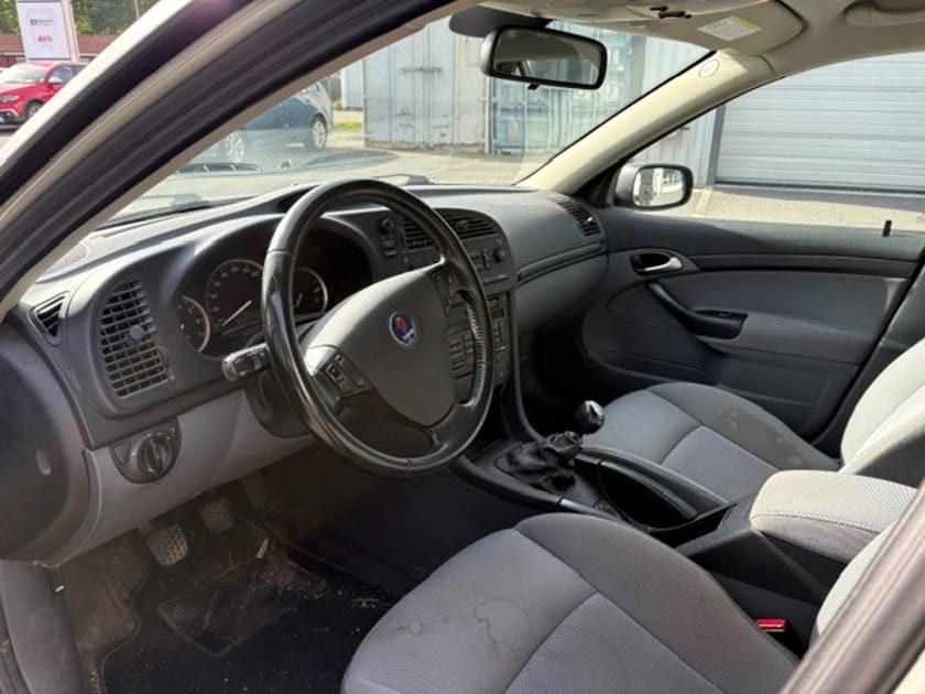 Bild 2 av Saab 9-3 SportCombi 1.8t