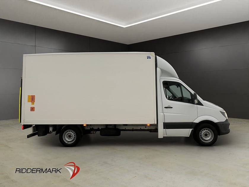 Bild 2 av Mercedes-Benz Sprinter 316 BlueTEC Chassi Cab Bakgavellyft Värmare 3-Sits Moms