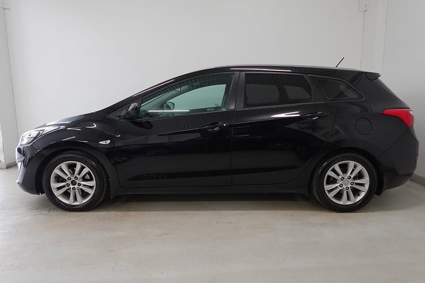 Bild 3 av Hyundai i30 Kombi 1.6 CRDi Select Dragkrok Nyservad