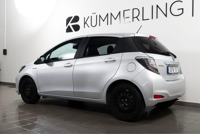 Bild 5 av Toyota Yaris Hybrid e-CVT Edition 50 Backkamera