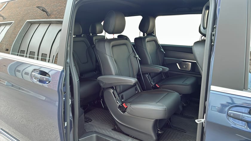 Bild 5 av Mercedes-Benz V 300d 4MATIC 3.2t 300 D LÅNG AVANTGARDE | Vi säljer nu vår demobil