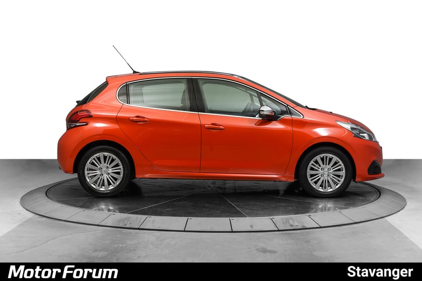 Bilde 4 av Peugeot 208 5-dørs 1.2 PureTech 110 AUTOMAT