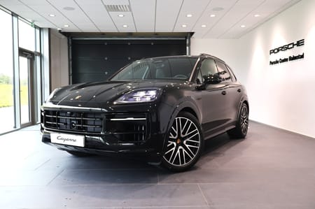 Porsche Cayenne E-Hybrid Black Edition / 1,95% ränta