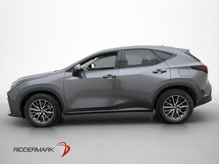 Bild 4 av Lexus NX 450h+ Executive HUD Läder 360° Navi Adapt-fart