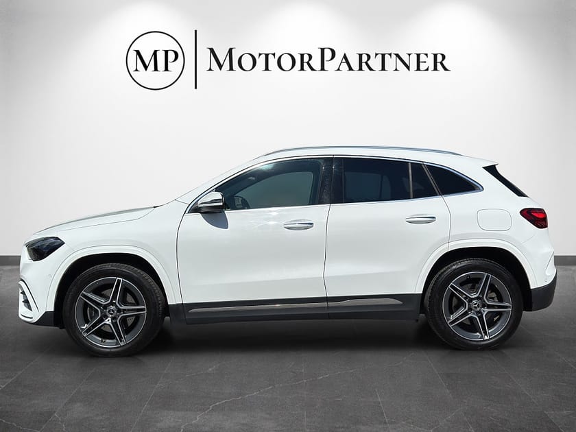 Bild 4 av Mercedes-Benz GLA 250 e 8G-DCT AMG Line Panorama Kamera Navi MOMS
