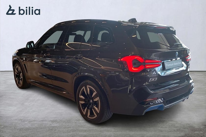 Bild 5 av BMW iX3 M Sport Charged | Drag | Pano | Aktiv fart. | B-kamera