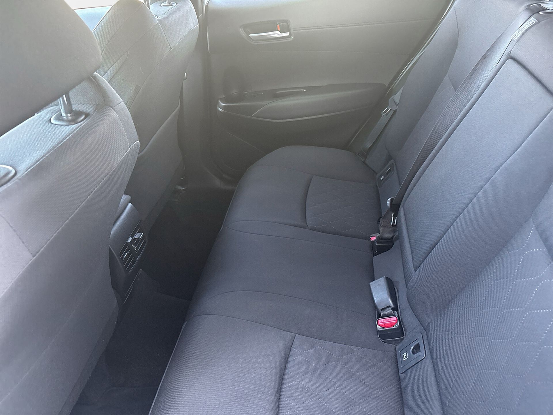 Toyota Corolla Cross Hybrid AWD-i 2023, bild 7/9