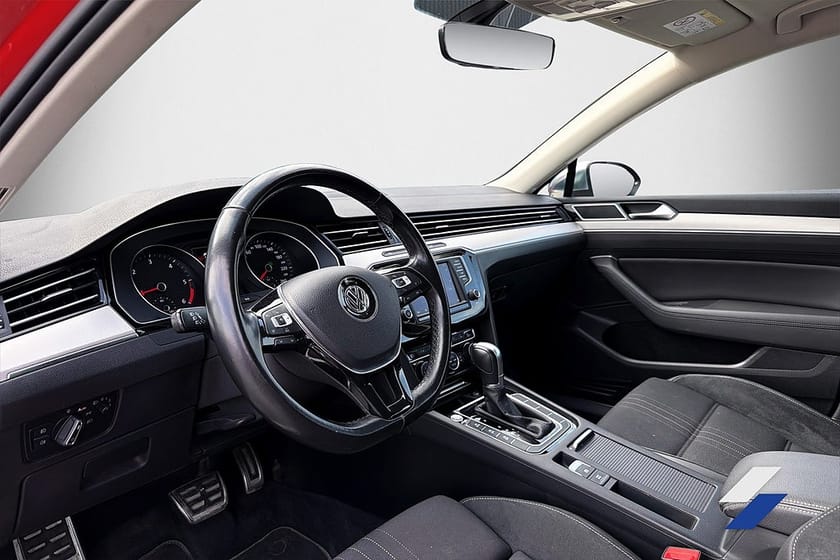 Bild 4 av Volkswagen Passat Alltrack 2.0 TDI 4Motion Värmare Kamera Drag SoV-däck