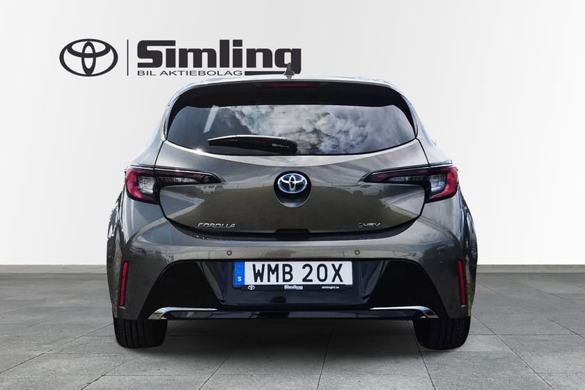 Bild 4 av Toyota Corolla Hybrid 1,8 Style Pluspaket / Vinterhjul