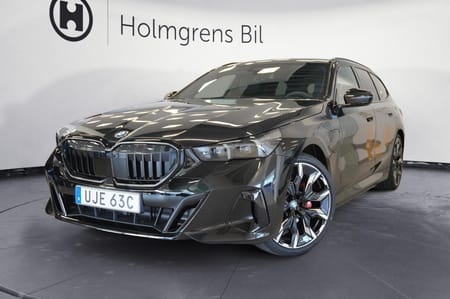 BMW 530e xDrive Touring M-Sport Pro Supercharged B W DAP 21