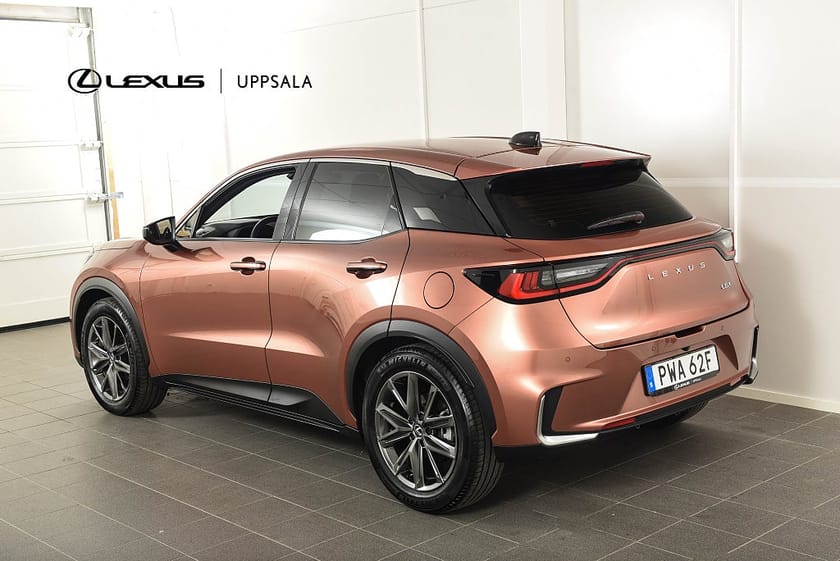 Bild 3 av Lexus LBX Relax Premiumpaket AWD Drag Vhjul