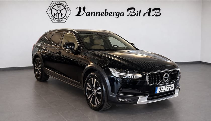 Bild 1 av Volvo V90 Cross Country