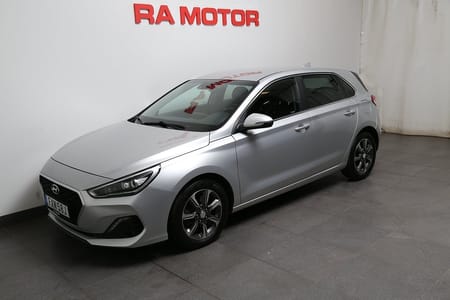Hyundai i30 1,4 T-GDi 140hk Premium Aut Navi CarPlay Kamera