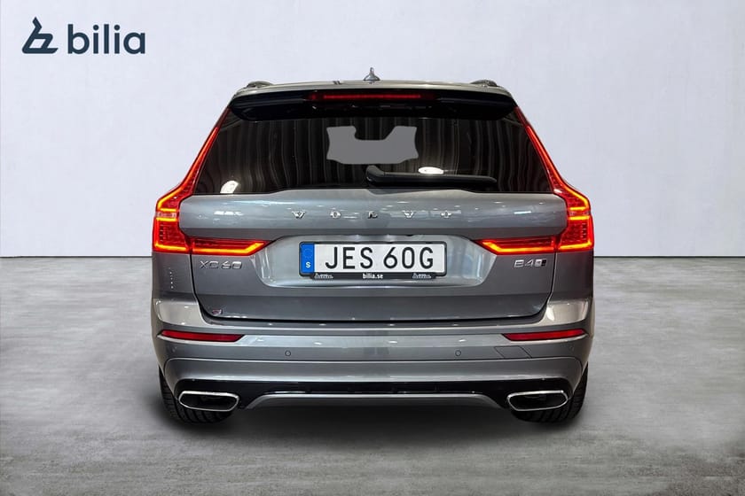 Bild 5 av Volvo XC60 B4 AWD Diesel R-Design Dragkrok Head Up Display 360-kamera Panoramaglastak Tonade rutor