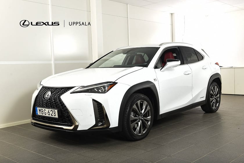 Bild 1 av Lexus UX 250h E-Four F SPORT S AWD Mark Levinson Navi 360-Kamera