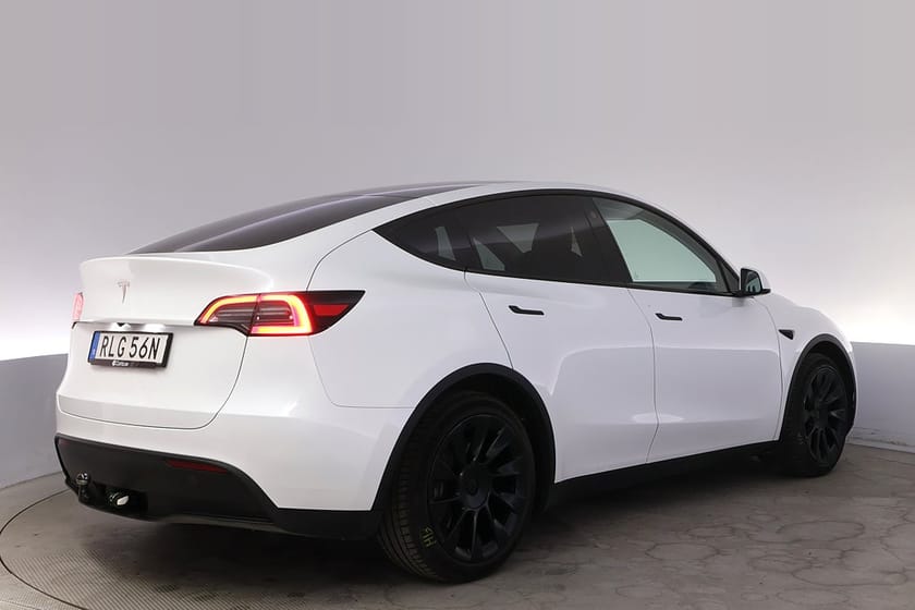 Bild 5 av Tesla Model Y Standard Range RWD Autopilot 20" Pano Drag
