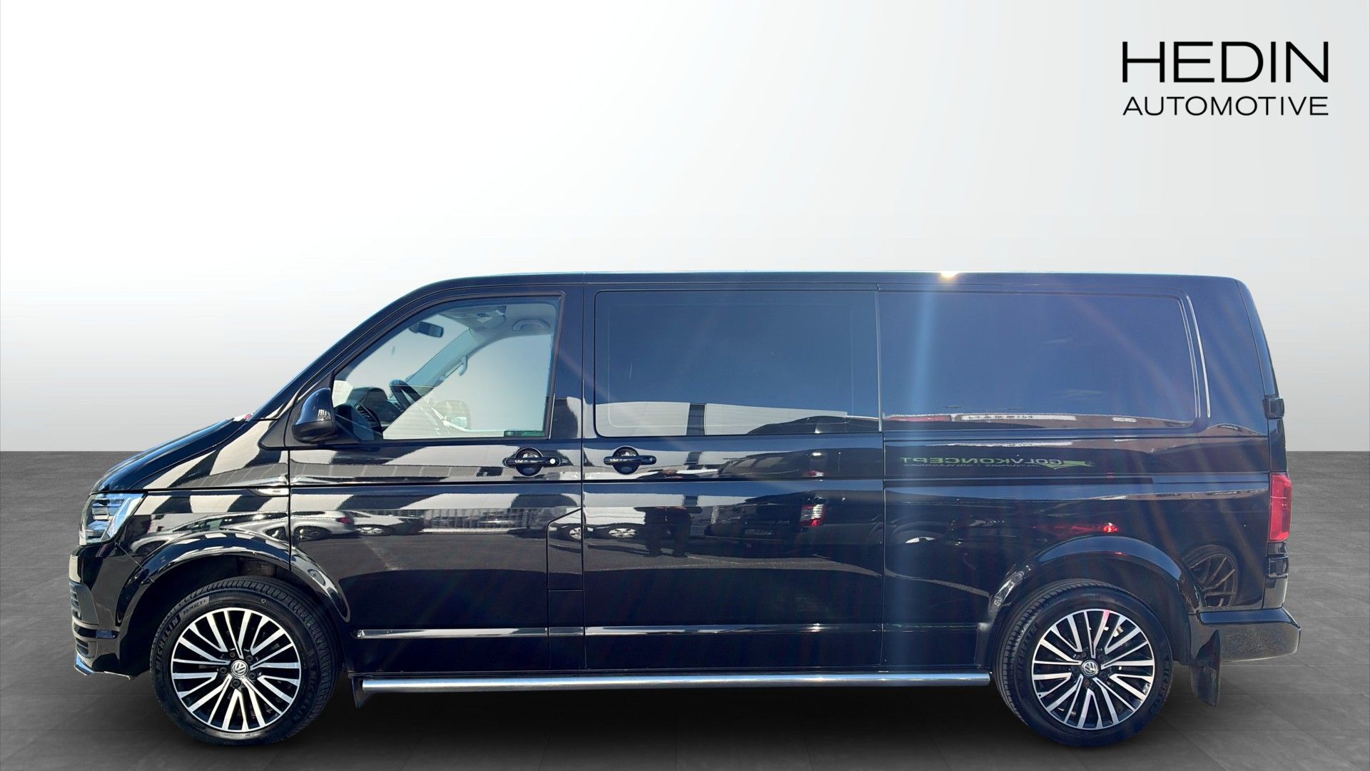 Volkswagen Transporter KOMBI 2018, photo 6/10