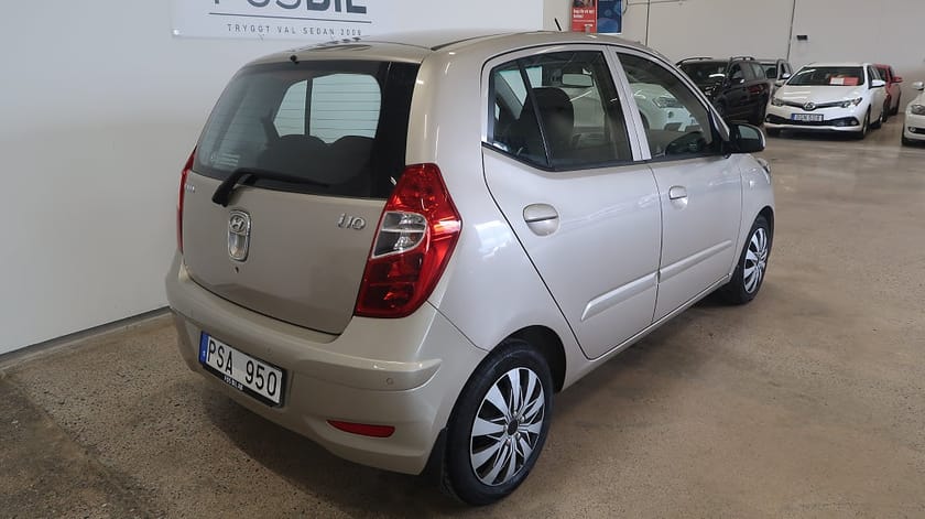 Bild 4 av Hyundai i10 *RÄNTEKAMPANJ 3.45%* 1.1 iRDE Premium Nyservad Kamremsb