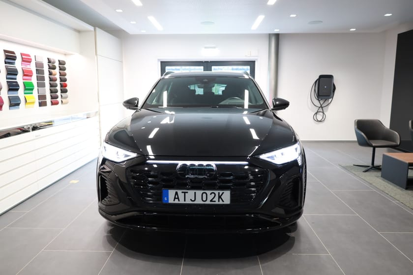 Bild 3 av Audi SQ8 e-tron quattro / 503 HK