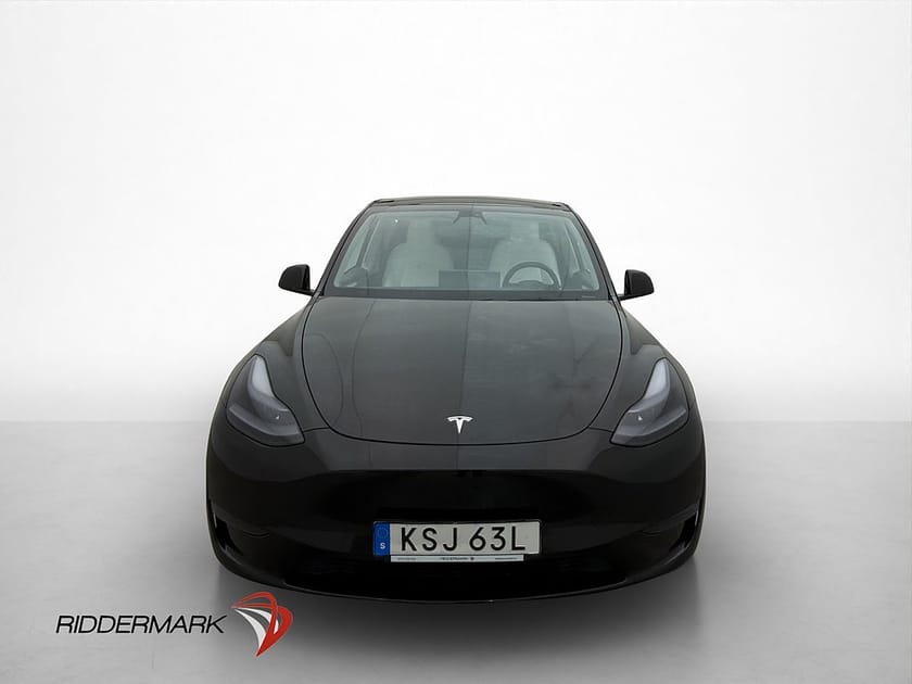 Bild 2 av Tesla Model Y Performance Ljus Interiör Dragkrok MOMS
