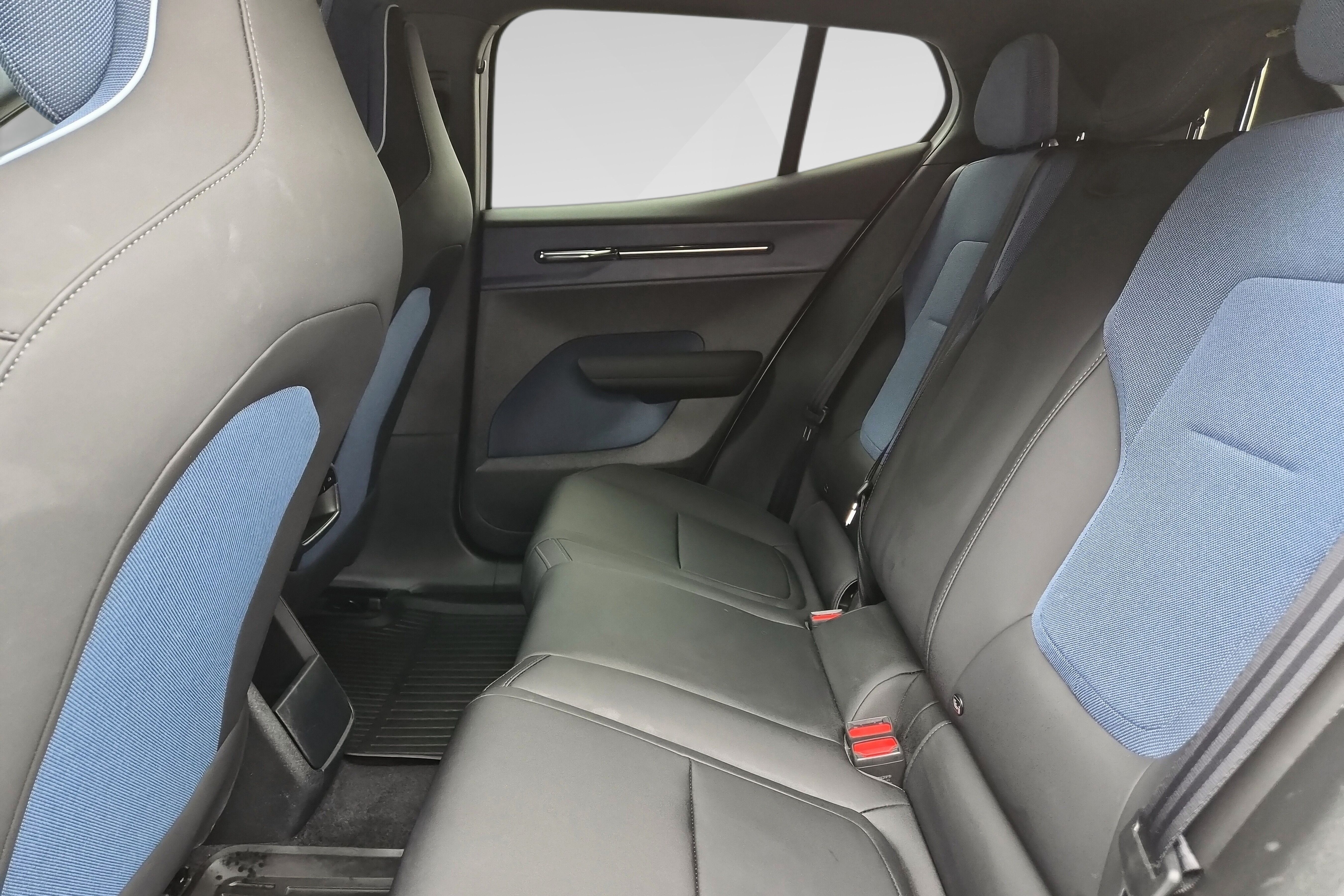 Volvo EX30 Twin Motor Performance bilde 17
