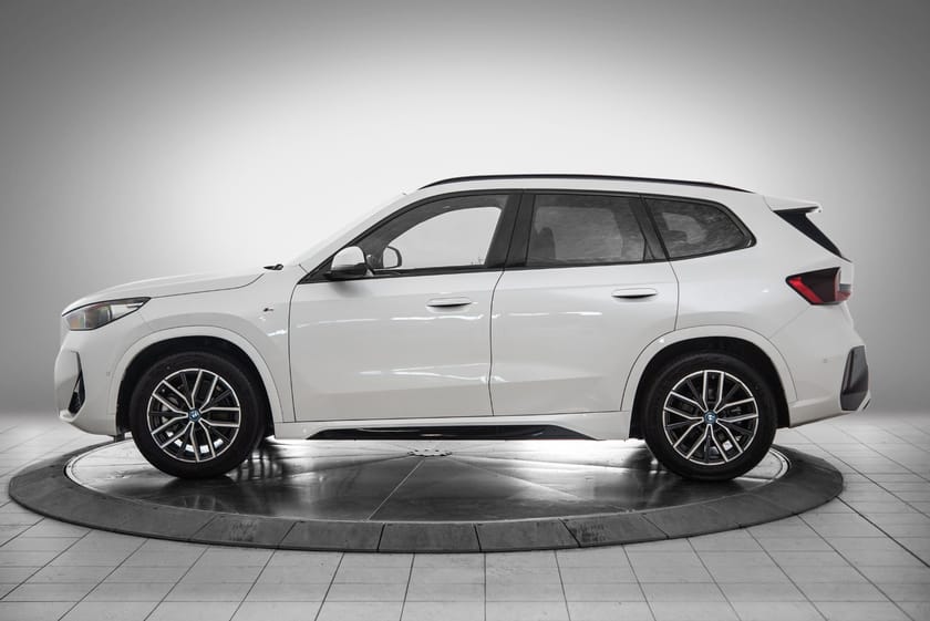 Bilde 2 av BMW iX1 xDrive30 