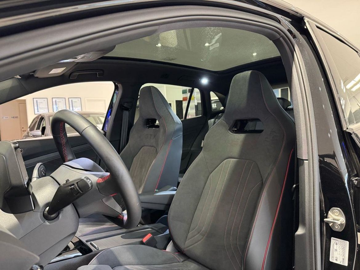 Volkswagen Volkswagen ID.4 GTX — bild 13