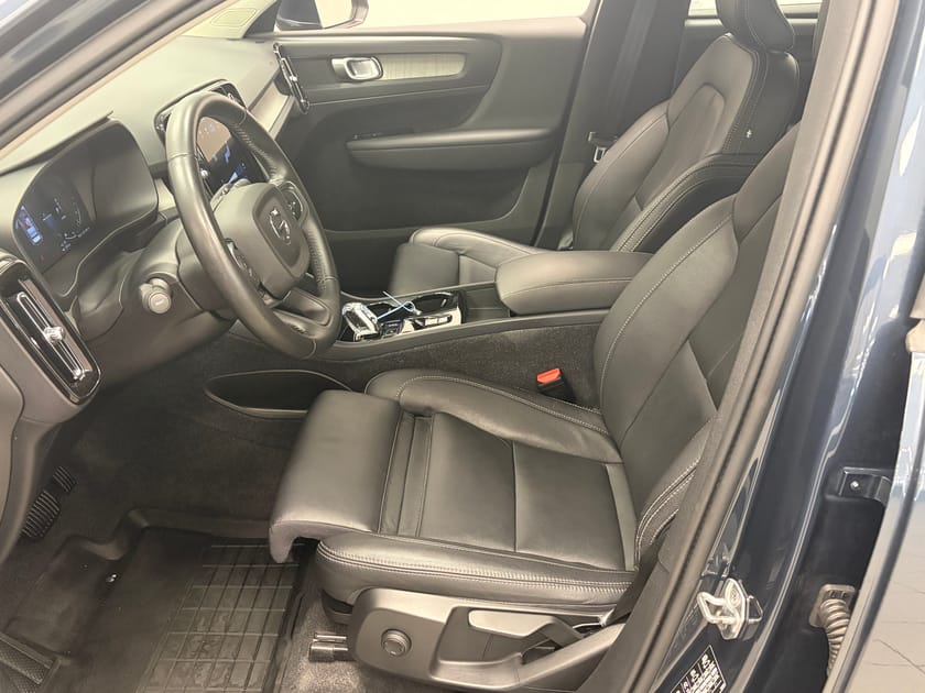 Bild 5 av Volvo XC40 Recharge T4 Inscription | Drag