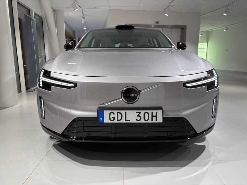 Bild 2 av Volvo ES90 Single Motor Extended Range Ultra