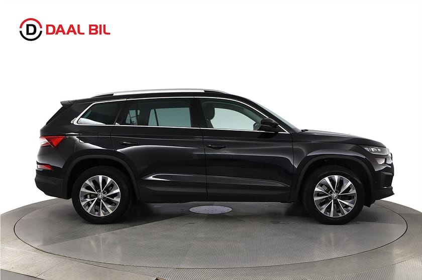 Bild 5 av Škoda Kodiaq 7-Seater 2.0 TDI 4WD 200HK 7-SITS STYLE DRAG PVÄRM B-KAM COCKPIT