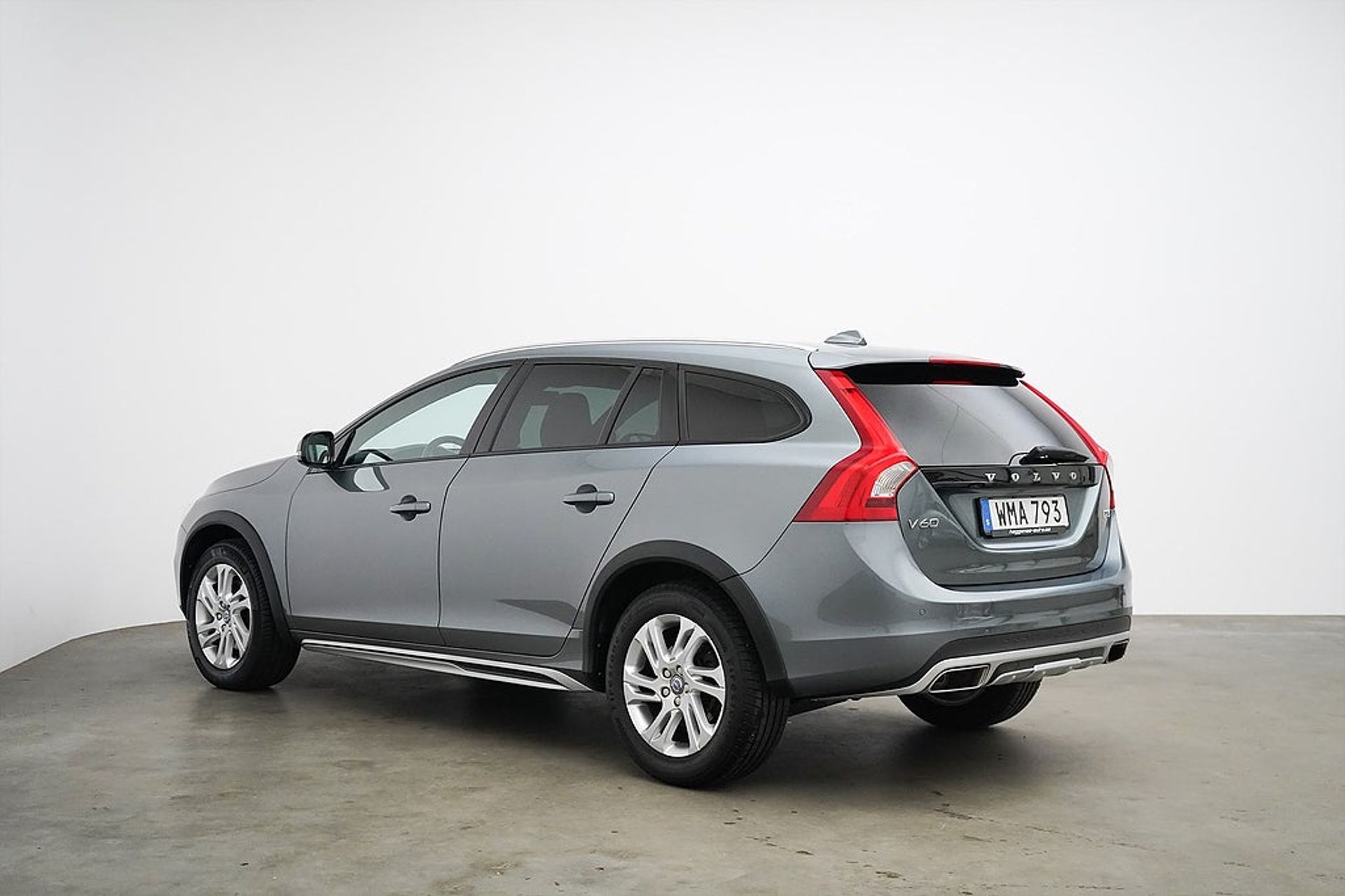 Volvo V60 Cross Country D3 2017, bild 5/10