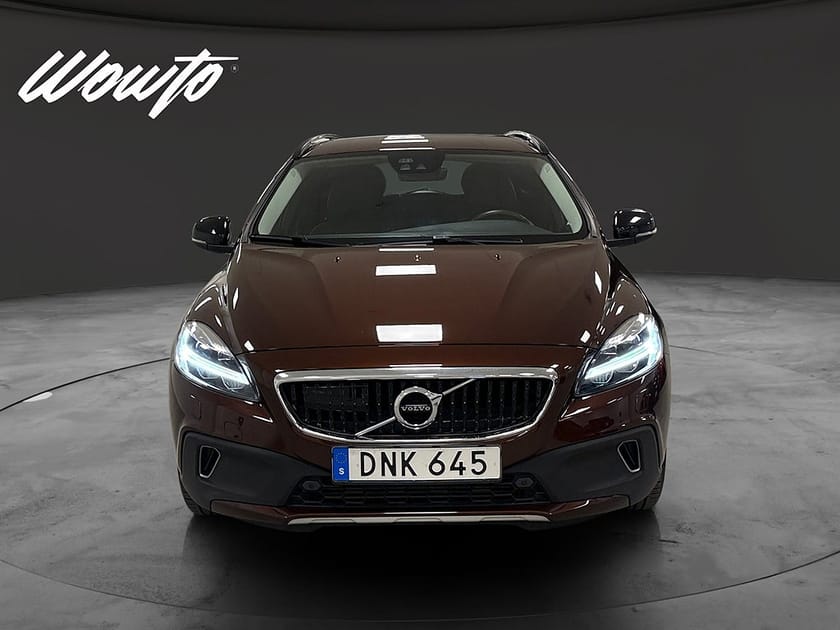 Bild 2 av Volvo V40 Cross Country D3 150HK Plus /Värmare /Navi